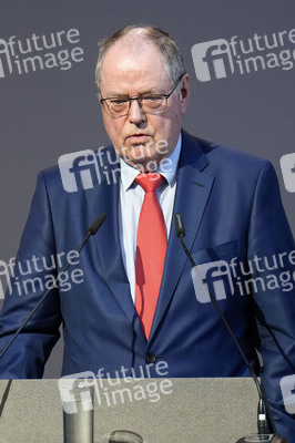 Wanderausstellung 'Challenging Democracy - Von Helmut Schmidt bis heute' in Berlin