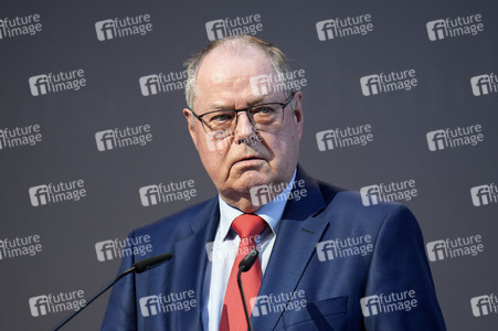 Wanderausstellung 'Challenging Democracy - Von Helmut Schmidt bis heute' in Berlin