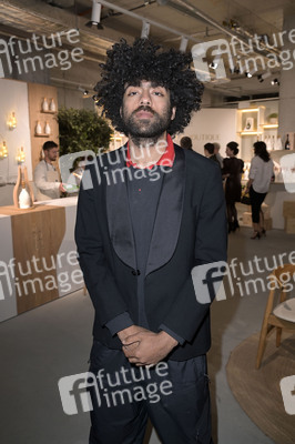 Ausstellungseröffnung Ruinart Maison 1729 Kunst Pop-up am Tacheles in Berlin