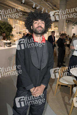 Ausstellungseröffnung Ruinart Maison 1729 Kunst Pop-up am Tacheles in Berlin