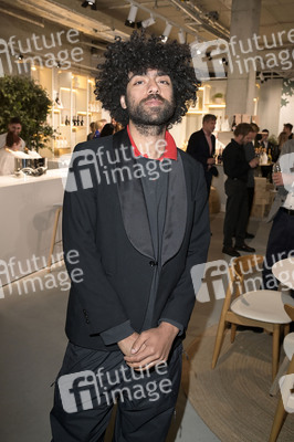 Ausstellungseröffnung Ruinart Maison 1729 Kunst Pop-up am Tacheles in Berlin