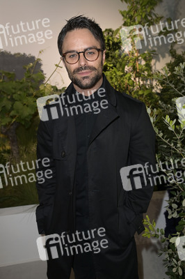 Ausstellungseröffnung Ruinart Maison 1729 Kunst Pop-up am Tacheles in Berlin