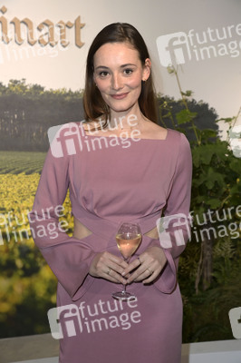 Ausstellungseröffnung Ruinart Maison 1729 Kunst Pop-up am Tacheles in Berlin