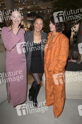 Ausstellungseröffnung Ruinart Maison 1729 Kunst Pop-up am Tacheles in Berlin