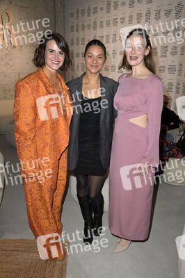 Ausstellungseröffnung Ruinart Maison 1729 Kunst Pop-up am Tacheles in Berlin