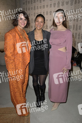 Ausstellungseröffnung Ruinart Maison 1729 Kunst Pop-up am Tacheles in Berlin