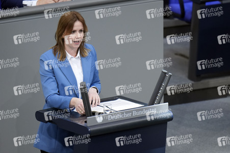 166. Sitzung des Deutschen Bundestages in Berlin