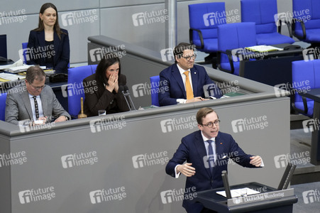 166. Sitzung des Deutschen Bundestages in Berlin