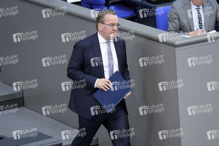 166. Sitzung des Deutschen Bundestages in Berlin