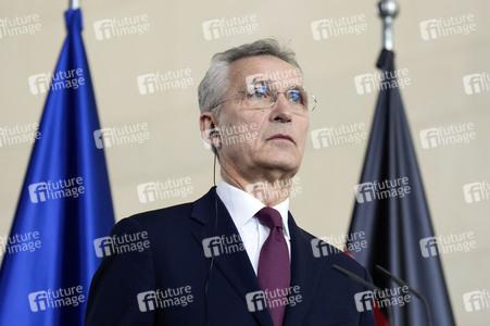 Empfang des NATO-Generalsekretärs in Berlin