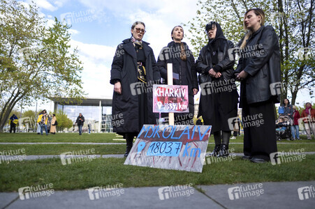 Ukrainer demonstrieren in Berlin