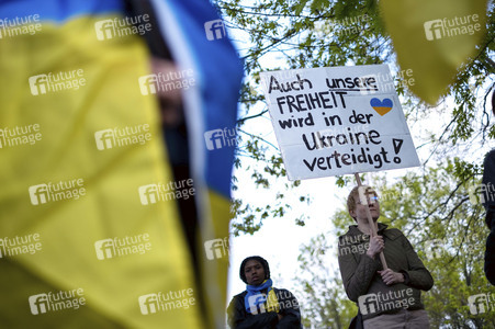 Ukrainer demonstrieren in Berlin