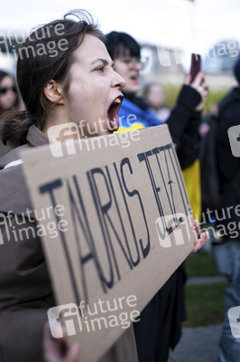 Ukrainer demonstrieren in Berlin