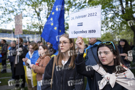 Ukrainer demonstrieren in Berlin