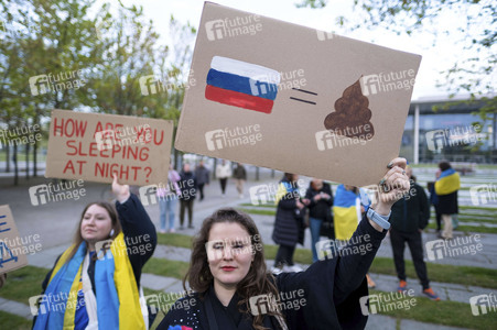 Ukrainer demonstrieren in Berlin