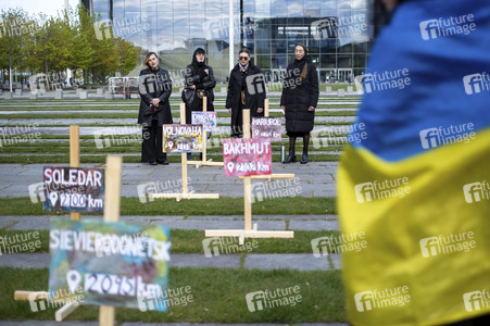 Ukrainer demonstrieren in Berlin
