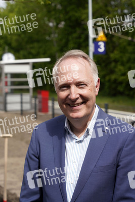 Feierliche Inbetriebnahme der Verkehrsstation Potsdam Pirschheide