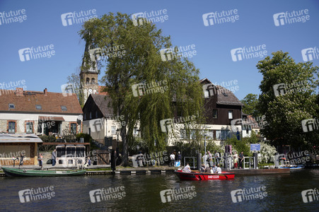 Die Ruderfähre F24 Paule III in Rahnsdorf