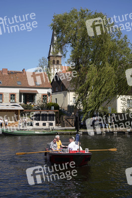 Die Ruderfähre F24 Paule III in Rahnsdorf