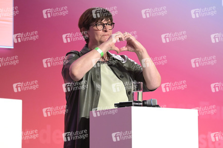 Sozialdemokratischer Demokratiekongress von SPD und SPE in Berlin