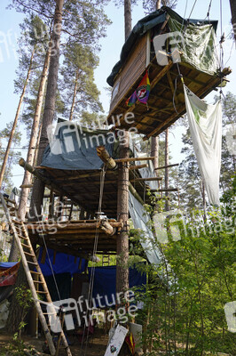 Protestcamp gegen die Erweiterungspläne des Tesla-Werks in Grünheide