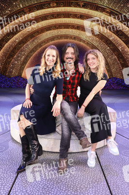 Besuch von Stefanie Hertel mit Familie beim Musical 'Hercules' in Hamburg