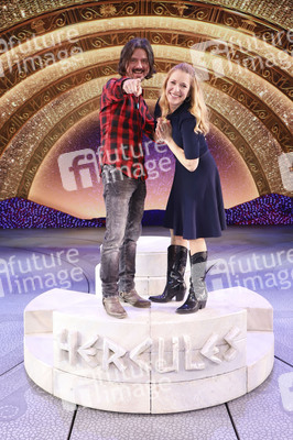 Besuch von Stefanie Hertel mit Familie beim Musical 'Hercules' in Hamburg