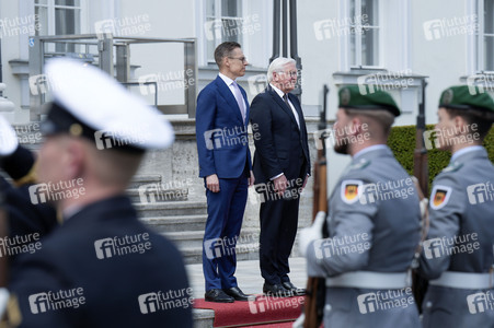 Begrüßung des Präsidenten der Republik Finnland in Berlin