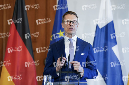 Begrüßung des Präsidenten der Republik Finnland in Berlin