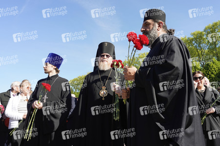 Gedenktag am Sowjetischen Ehrenmal Treptow in Berlin