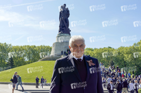 Gedenktag am Sowjetischen Ehrenmal Treptow in Berlin