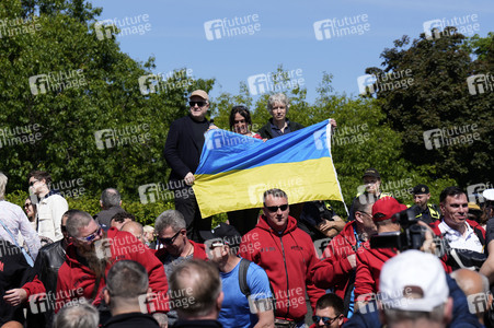 Gedenktag am Sowjetischen Ehrenmal Treptow in Berlin