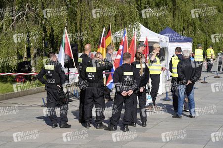 Gedenktag am Sowjetischen Ehrenmal Treptow in Berlin