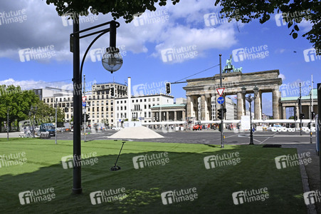 Aufbau der Fan-Zone zur Fußball-Europameisterschaft UEFA EURO 2024 in Berlin