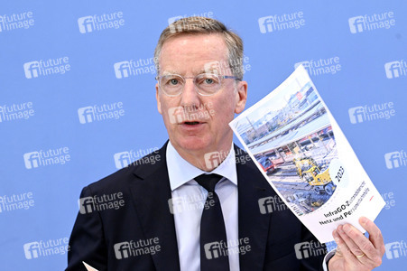 Bundespressekonferenz Vorstellung der Studie: Herausforderungen für die Schuldenbremse in Berlin