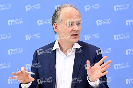 Bundespressekonferenz Vorstellung der Studie: Herausforderungen für die Schuldenbremse in Berlin