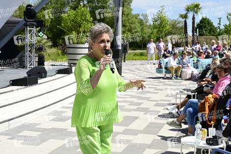 Sommergarten-Show in Beelitz