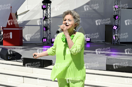 Sommergarten-Show in Beelitz