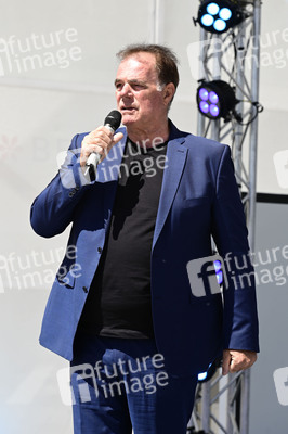 Sommergarten-Show in Beelitz