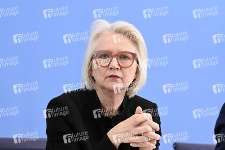 Bundespressekonferenz Vorstellung des Frühjahrsgutachten 2024 in Berlin
