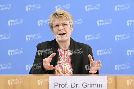 Bundespressekonferenz Vorstellung des Frühjahrsgutachten 2024 in Berlin