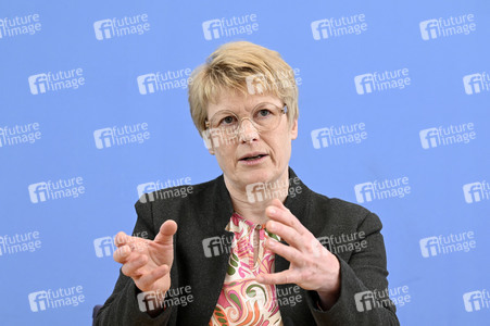 Bundespressekonferenz Vorstellung des Frühjahrsgutachten 2024 in Berlin