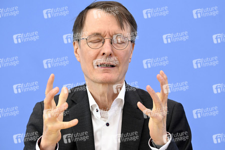 Bundespressekonferenz Krankenhausreform in Berlin