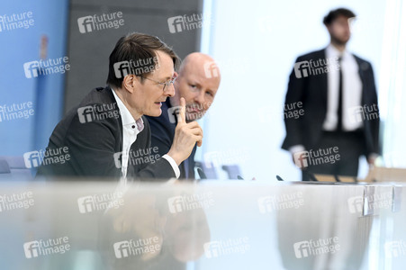 Bundespressekonferenz Krankenhausreform in Berlin