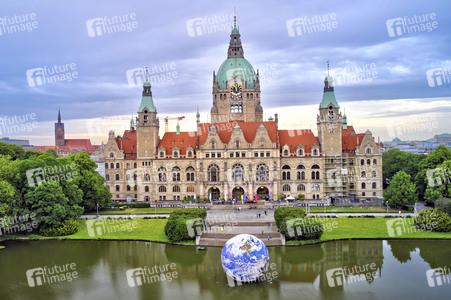 Kunstinstallation Floating Earth in Hannover
