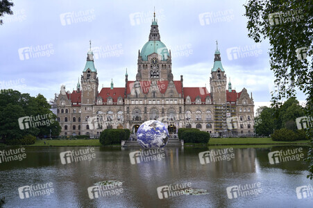 Kunstinstallation Floating Earth in Hannover