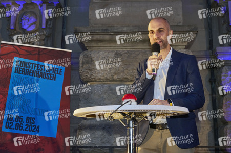 Kunstinstallation Floating Earth in Hannover