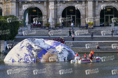 DLRG Einsatz bei Kunstinstallation in Hannover