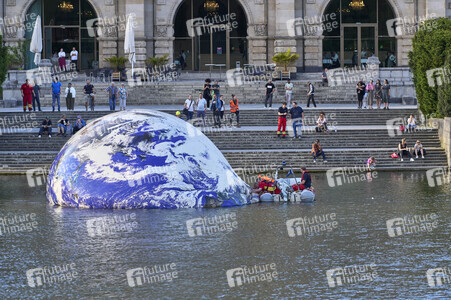 DLRG Einsatz bei Kunstinstallation in Hannover