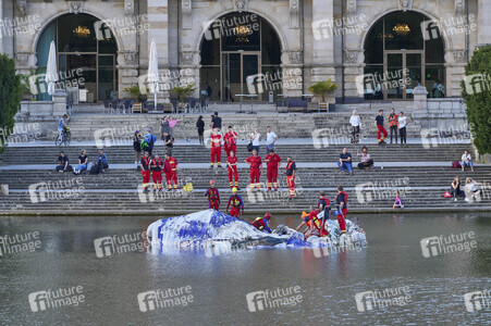 DLRG Einsatz bei Kunstinstallation in Hannover